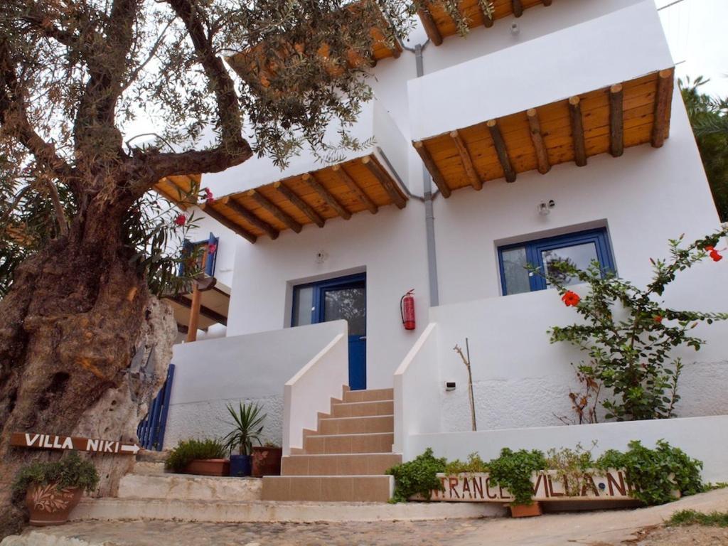 Villa Niki Лутро Екстериор снимка